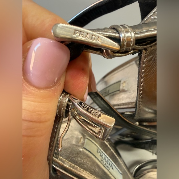 Prada Capretto Lamina Sandals Sz 6.5 37 - Picture 11 of 15